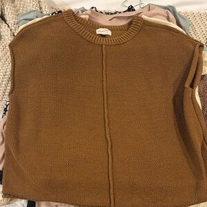 Universal Thread Tan Crewneck Sweater Vest
